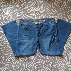 DKNY Jeans | “East Side” Jeans